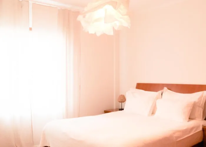 Casa Da Maria - T1 Perto Da Do Baleal Com Piscina Apartmán